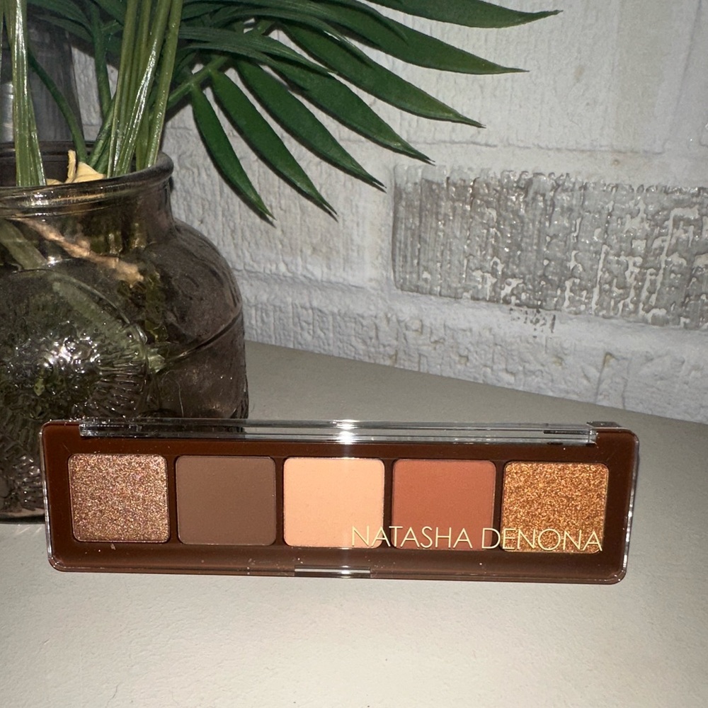 Natasha denona eyeshadow palette